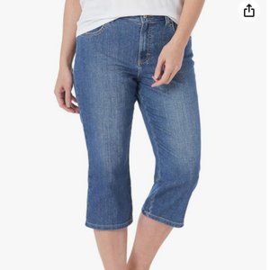 Lee Riders Medium Wash Mid Rise Capri Pant 18M